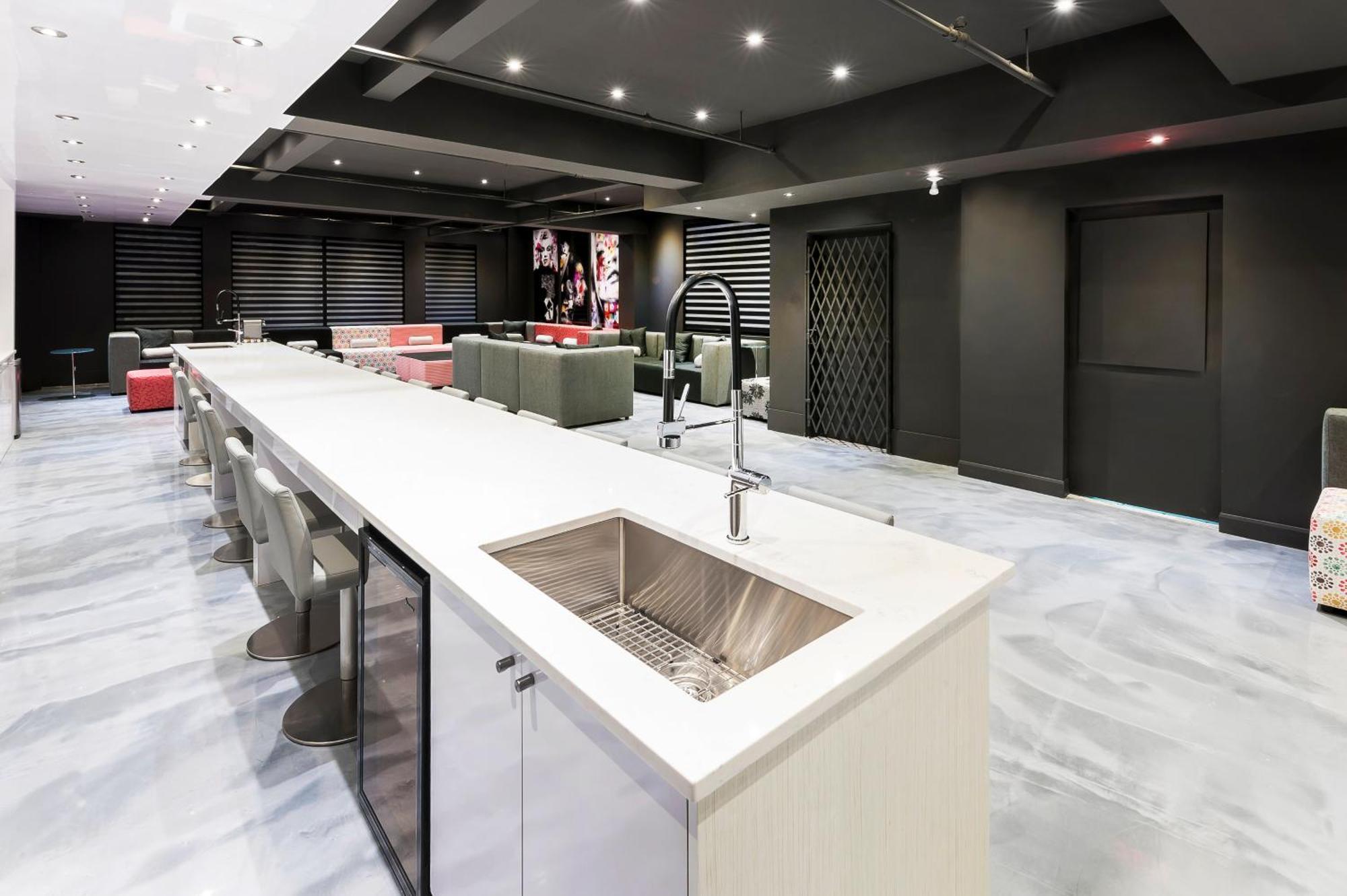 The Holland Hotel By Simplissimmo Montreal Exterior foto